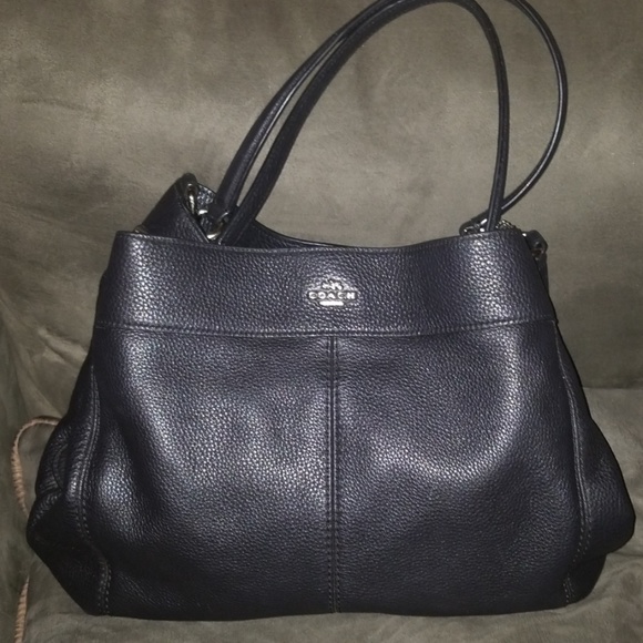 black coach purse outlet